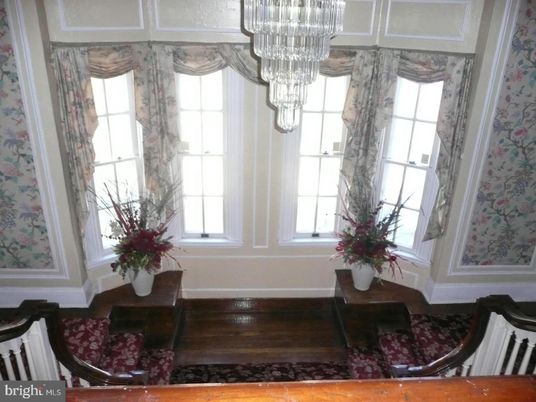 Chandelier, Interior, Wood Texture Flooring