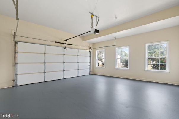 Garage, Interior