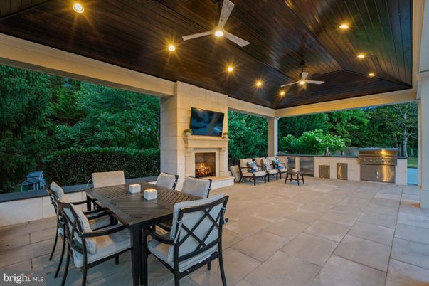 Exterior, Fireplace