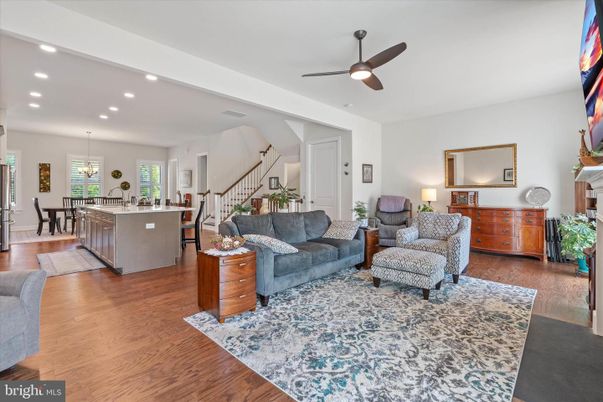 Dining room, Interior, Kitchen, Living room, Pendant Lights, Recessed Lighting, Wood Texture Flooring