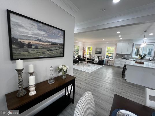 Interior, Kitchen, Living room, Pendant Lights, Recessed Lighting, Wood Texture Flooring