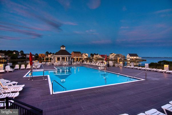 Exterior, Pool, Water