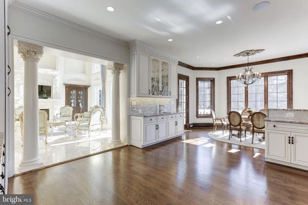 Chandelier, Dining room, Fireplace, Interior, Recessed Lighting, Wood Texture Flooring