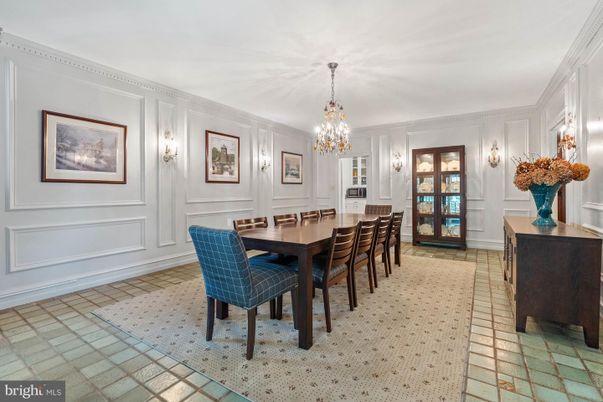 Chandelier, Dining room, Interior