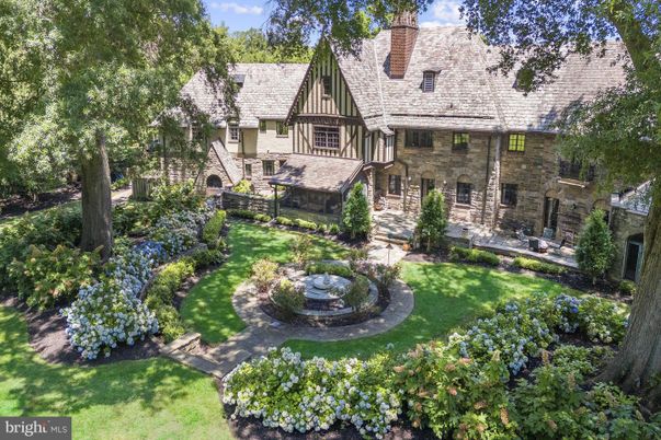 Backyard, Exterior, Facade, Tudor Revival