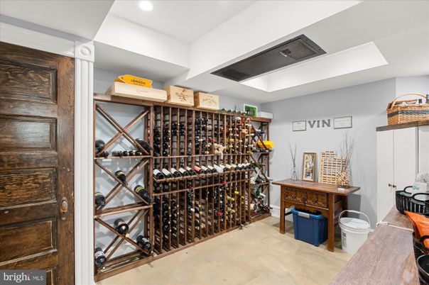 Interior, Recessed Lighting, Wine Storage