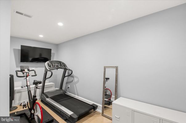 Fitness Equipment, Interior, Recessed Lighting