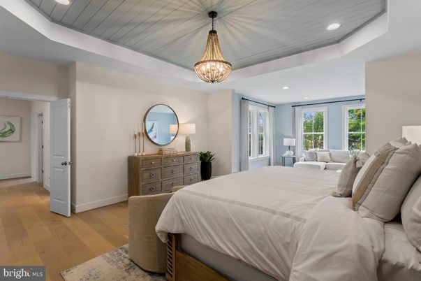 Bedroom, Interior, Pendant Lights, Recessed Lighting, Wood Texture Flooring