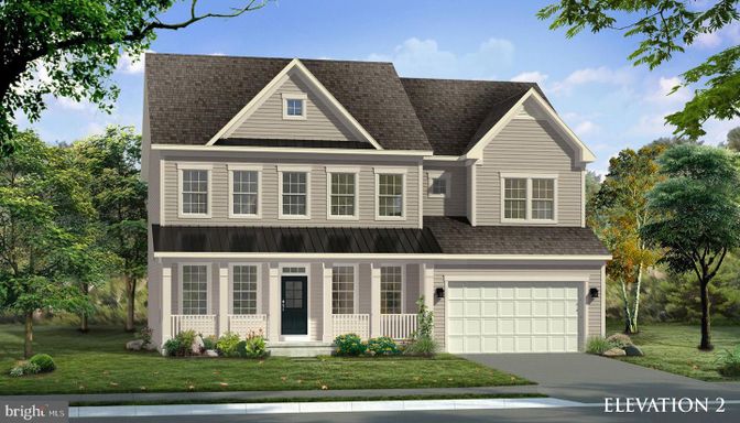 Attached, Exterior, Facade, Farmhouse