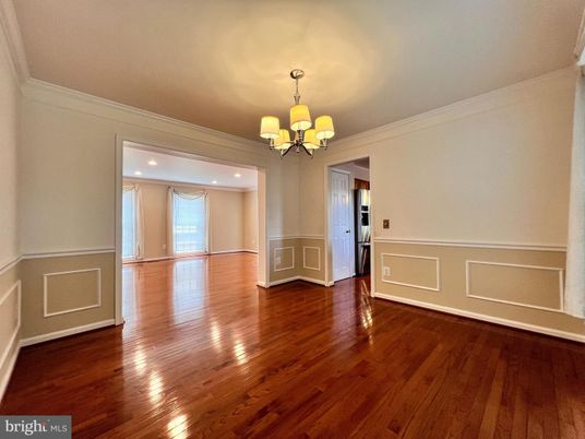 Chandelier, Empty room, Interior, Recessed Lighting, Wood Texture Flooring