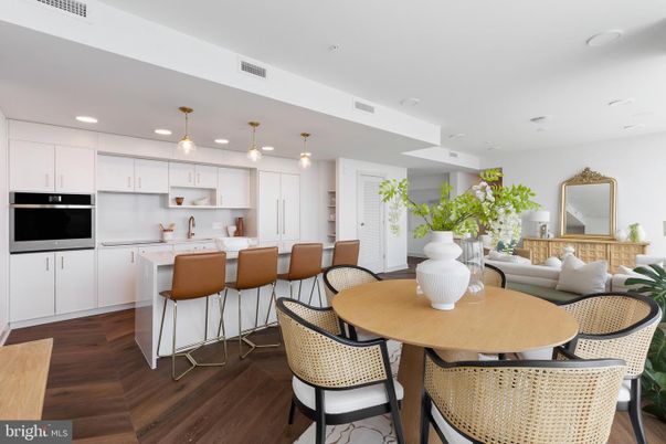 Dining room, Interior, Kitchen, Pendant Lights, Recessed Lighting, Wood Texture Flooring