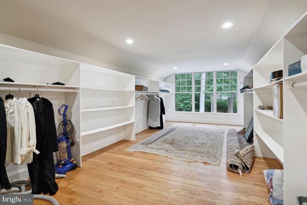 Interior, Recessed Lighting, Walk-in Closets, Wood Texture Flooring