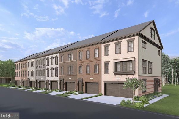 Attached, Exterior, Facade, Solar Panels, Rowhouse