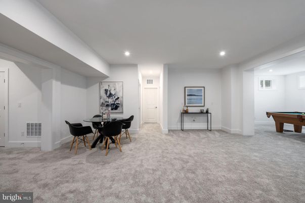 Billiard Table, Dining room, Game Room, Interior, Recessed Lighting