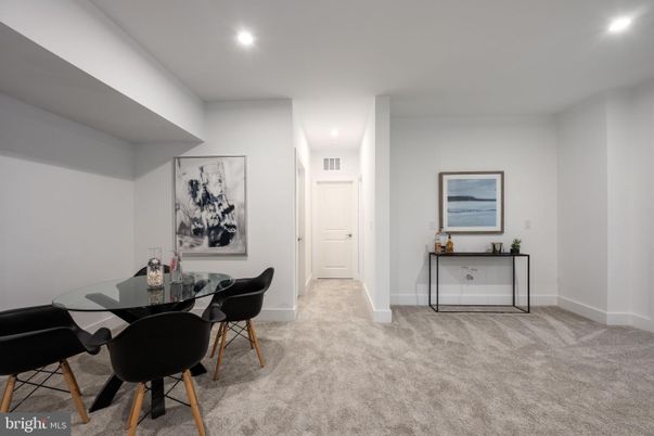 Dining room, Interior, Recessed Lighting