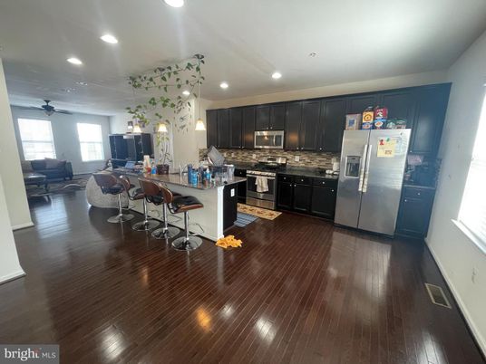 Interior, Kitchen, Living room, Pendant Lights, Recessed Lighting, Stainless Steel Appliances, Wood Texture Flooring