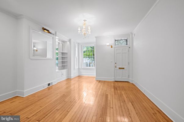 Chandelier, Empty room, Interior, Wood Texture Flooring