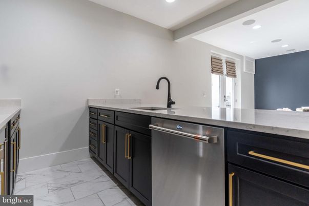 Interior, Kitchen, Marble, Recessed Lighting, Stainless Steel Appliances