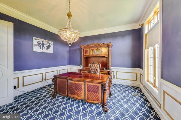 Chandelier, Dining room, Interior