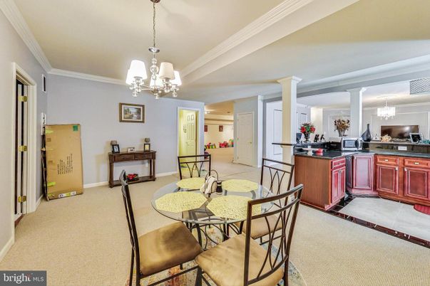 Chandelier, Dining room, Interior, Kitchen