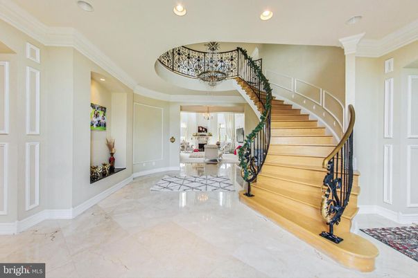 Chandelier, Interior, Recessed Lighting