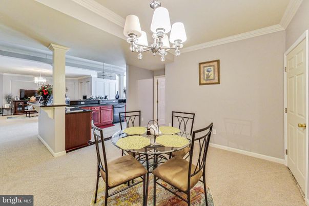 Chandelier, Dining room, Interior, Kitchen