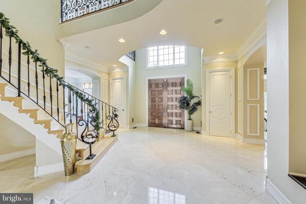 Interior, Marble, Recessed Lighting