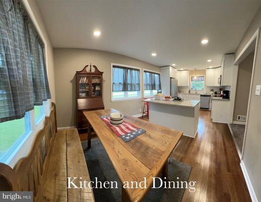 Dining room, Interior, Kitchen, Recessed Lighting, Wood Texture Flooring