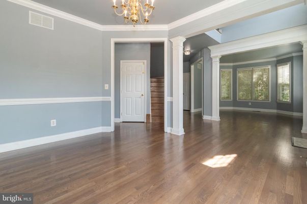 Chandelier, Empty room, Interior, Wood Texture Flooring