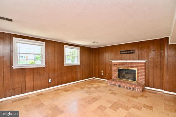 Empty room, Fireplace, Interior, Wooden Walls