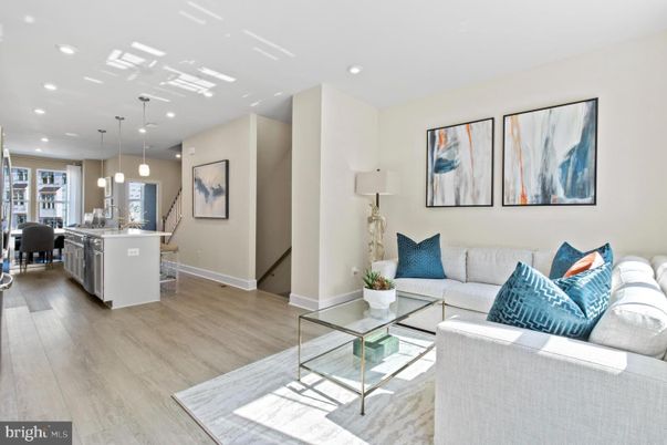 Interior, Kitchen, Living room, Pendant Lights, Recessed Lighting, Wood Texture Flooring