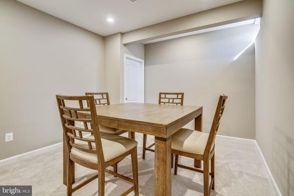 Dining room, Interior, Recessed Lighting