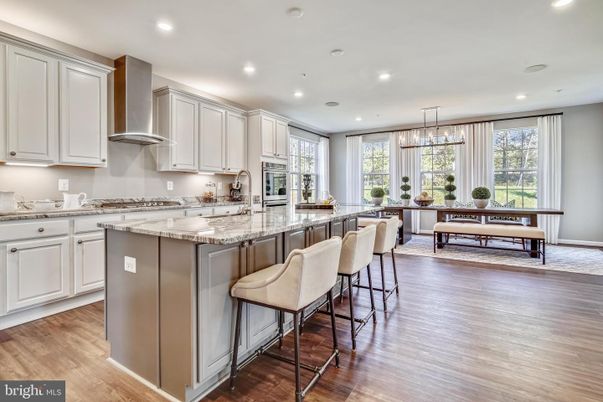Dining room, Interior, Kitchen, Pendant Lights, Recessed Lighting, Wood Texture Flooring