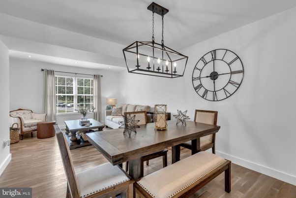 Chandelier, Dining room, Interior, Living room, Pendant Lights, Recessed Lighting, Wood Texture Flooring