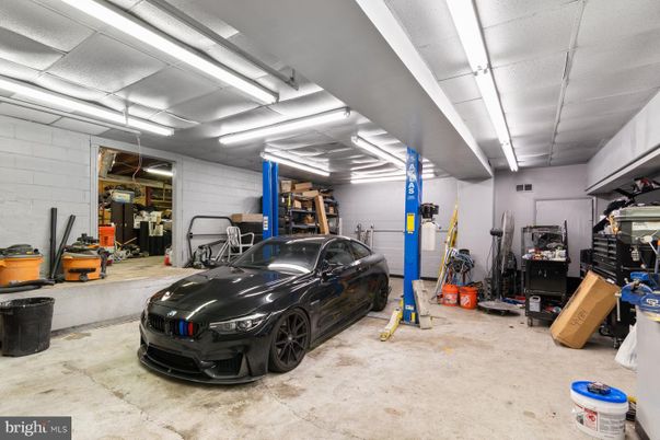 Garage, Interior, Stone Walls