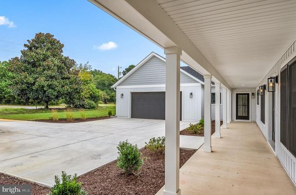 Backyard, Detached Garage, Exterior