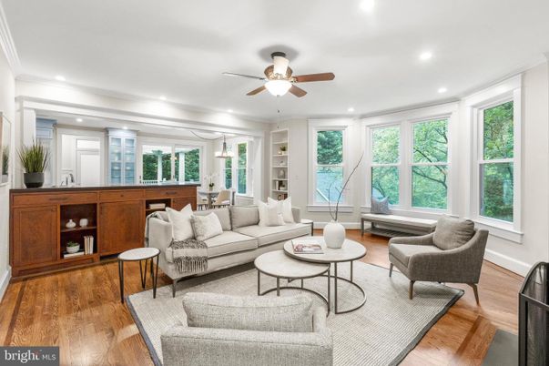 Dining room, Interior, Living room, Recessed Lighting, Wood Texture Flooring