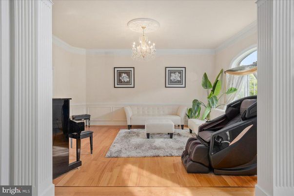Chandelier, Interior, Living room, Wood Texture Flooring