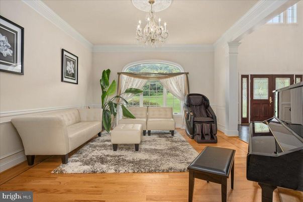 Chandelier, Interior, Piano, Wood Texture Flooring