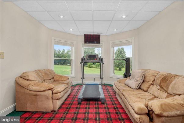 Fitness Equipment, Interior, Living room, Recessed Lighting
