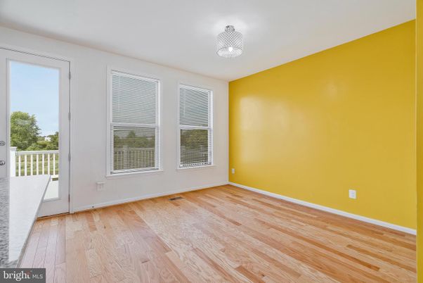 Chandelier, Empty room, Interior, Wood Texture Flooring