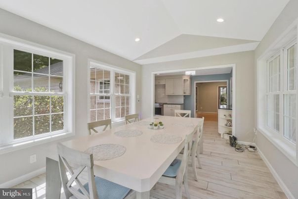 Dining room, Interior, Kitchen, Recessed Lighting, Wood Texture Flooring