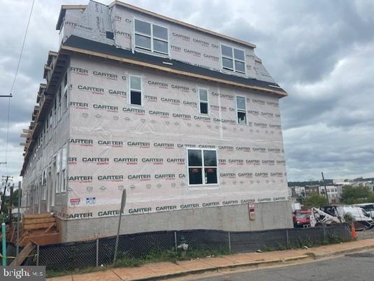 Exterior, Facade, None