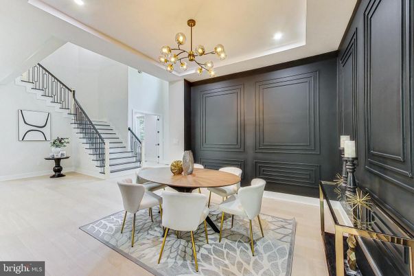 Dining room, Interior, Pendant Lights, Recessed Lighting