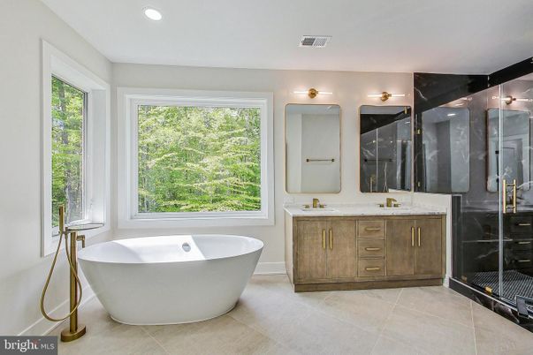 Bathroom, Dual Sink Vanities, Free Standing Baths, Glass Shower, Interior, Recessed Lighting