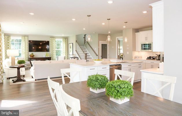Dining room, Interior, Kitchen, Living room, Pendant Lights, Recessed Lighting, Wood Texture Flooring