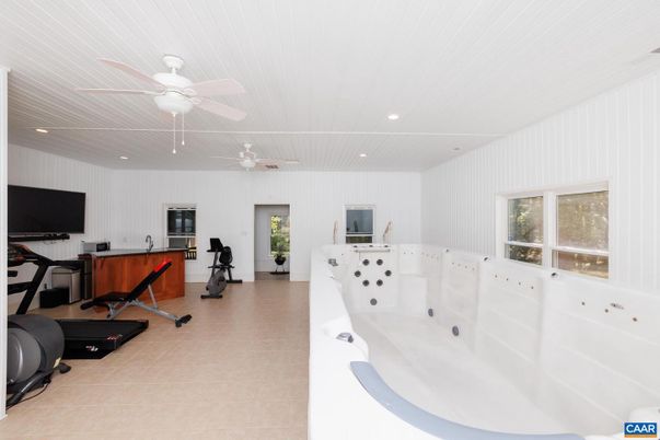 Fitness Equipment, Interior, Recessed Lighting
