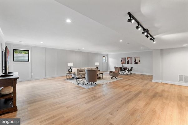 Dining room, Interior, Living room, Recessed Lighting, Wood Texture Flooring