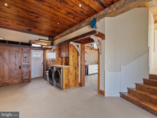 Interior, Recessed Lighting, Washer, Wooden Ceilings, Wooden Walls