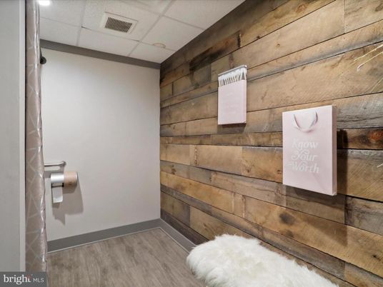 Interior, Recessed Lighting, Wood Texture Flooring, Wooden Walls